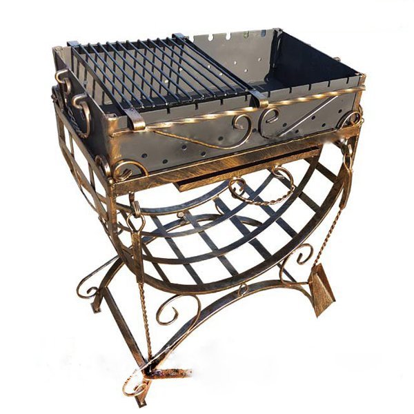 Красивый кованый мангал