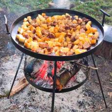 Сковорода из диска бороны 60 см. с подстав..