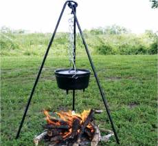 Казан чавунний походний Біол 6 л з кришкою..