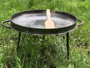 Сковорода из диска бороны "Ромашка" 6x440 мм. с бортом