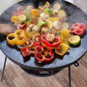 Сковорода из диска бороны 40 см. с подставкой для костра 