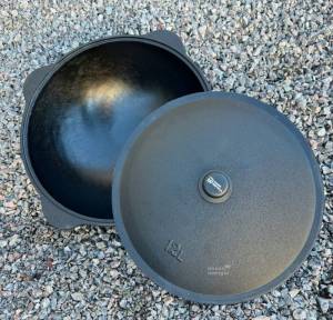 Узбекский наманганский казан чугунный 12 л с крышкой