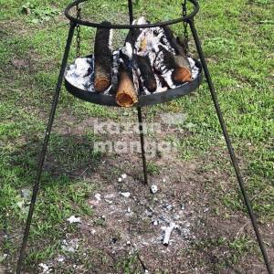 Подставка для казана с площадкой для костра