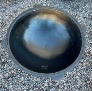 Узбекский наманганский казан чугунный 30 л